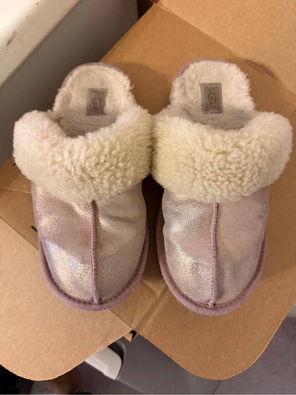 UGG Girls Cozy Shearling-Lined Slip-On Slippers in Light Pink